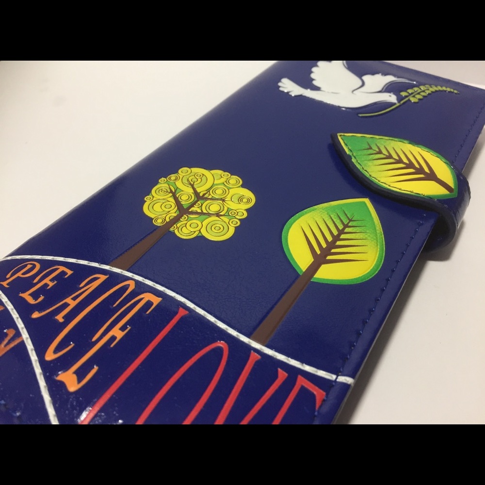 NWT Vegan Leather Wallet - Peace Doves -Royal Blue - Picture 6 of 8